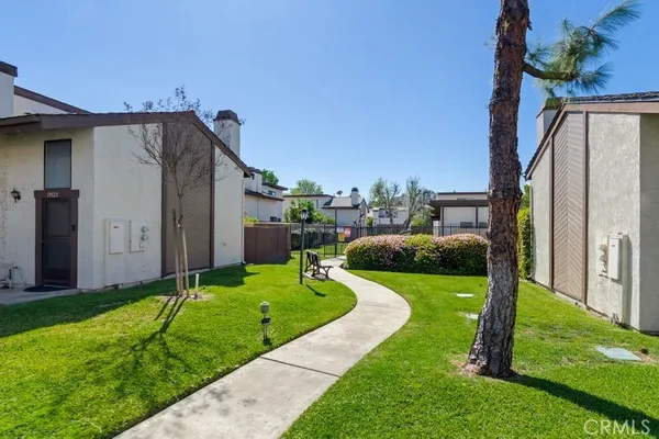 $773,000 | 19091 East Country Hollow, Unit 34, Orange, CA 92869