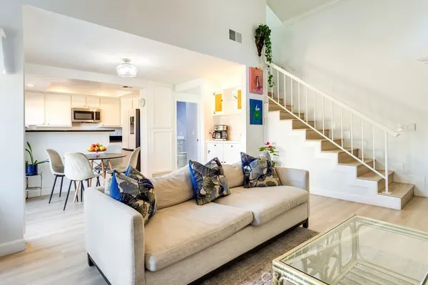 $773,000 | 19091 East Country Hollow, Unit 34, Orange, CA 92869