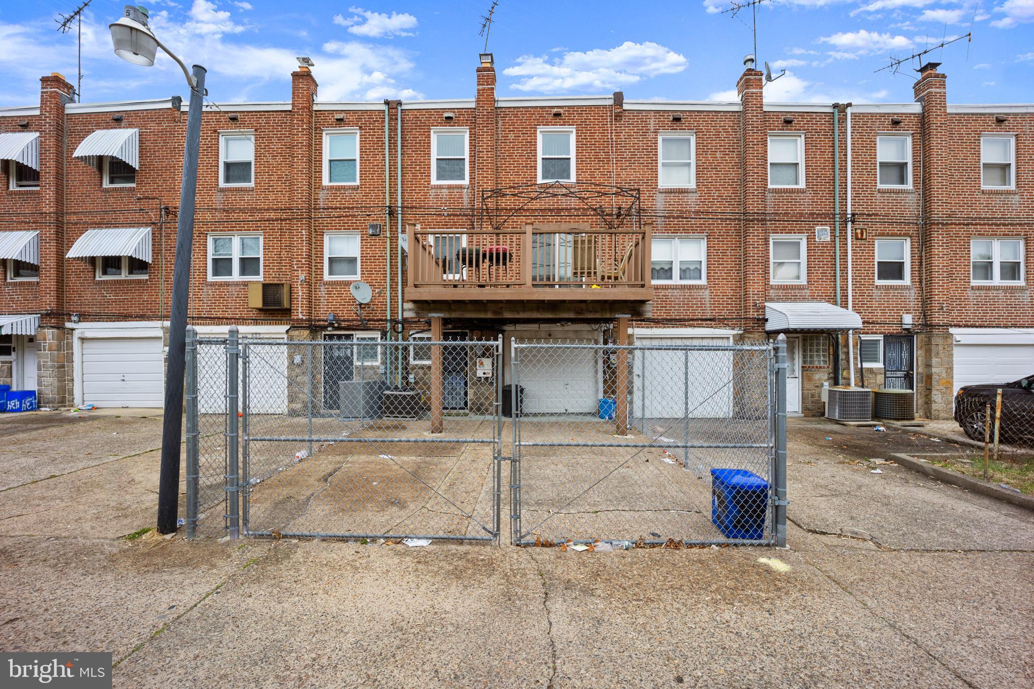 430 Edgemore Road Philadelphia, PA 19151 - Photo 4 of 21 Gallery Image 4