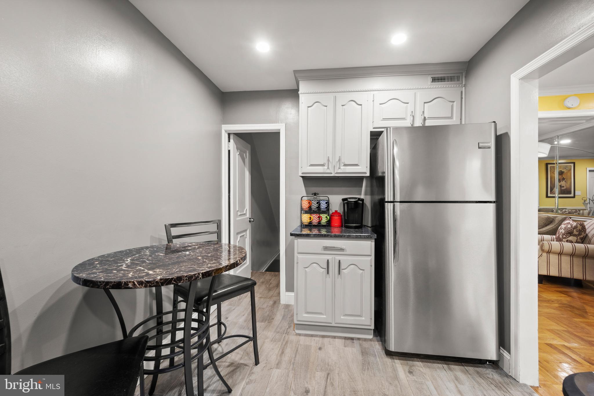 430 Edgemore Road Philadelphia, PA 19151 - Photo 7 of 21 Gallery Image 7