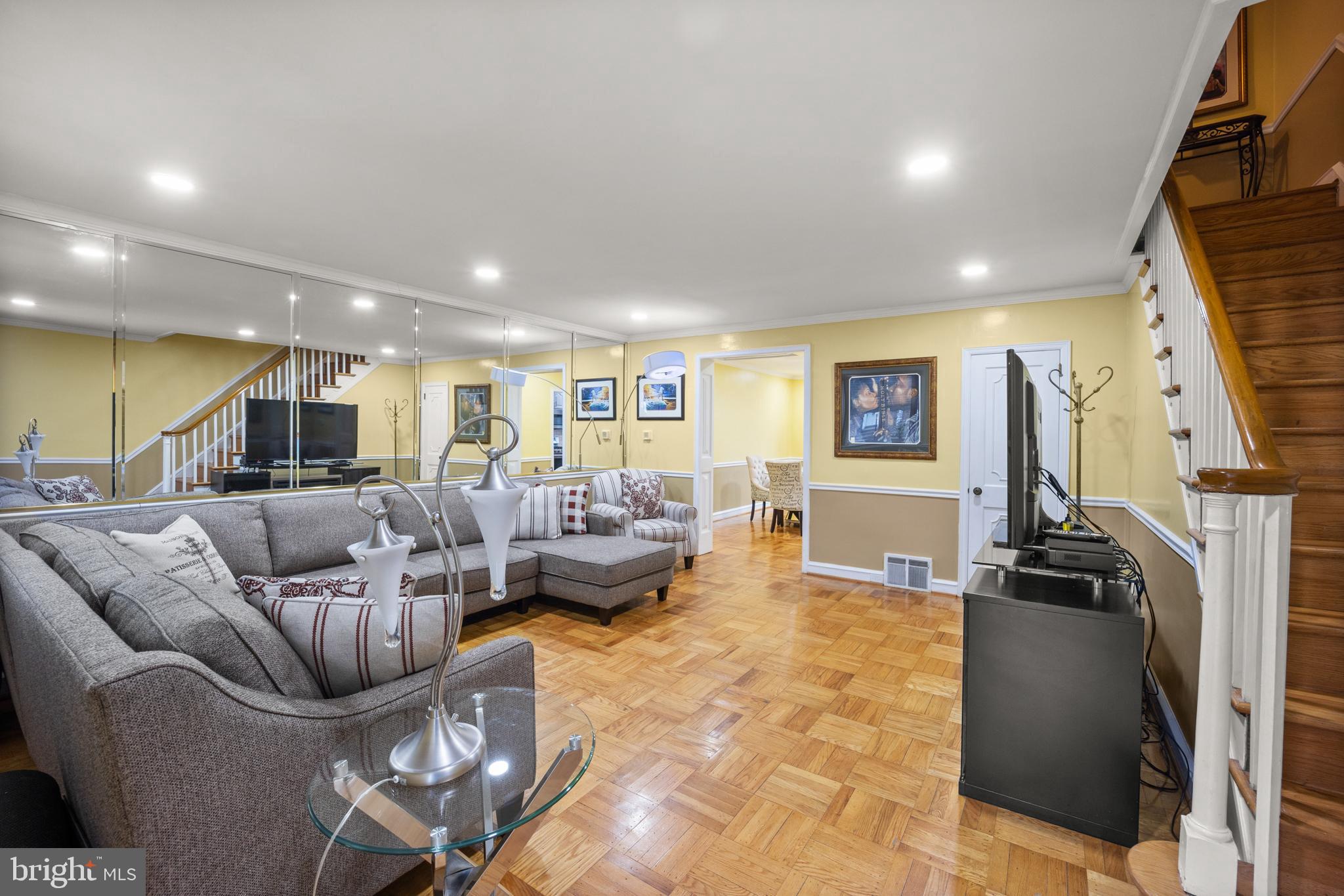 430 Edgemore Road Philadelphia, PA 19151 - Photo 10 of 21 Gallery Image 10