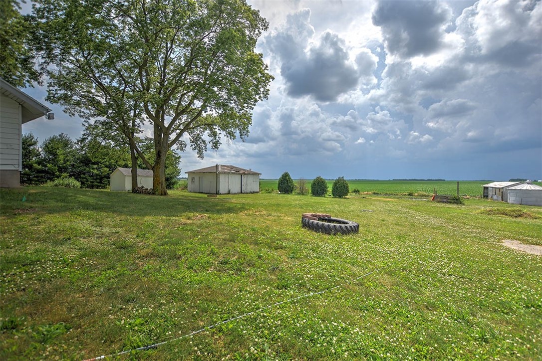 2967 North 1100 E Road Moweaqua, IL 62550 - Photo 30 of 38