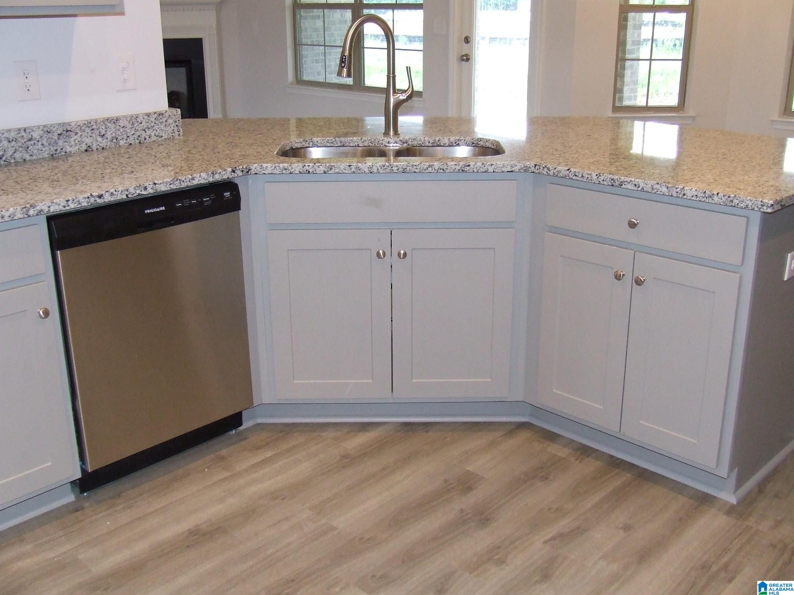 307 Tupelo Trail Alabaster, AL 35007 - Photo 6 of 9