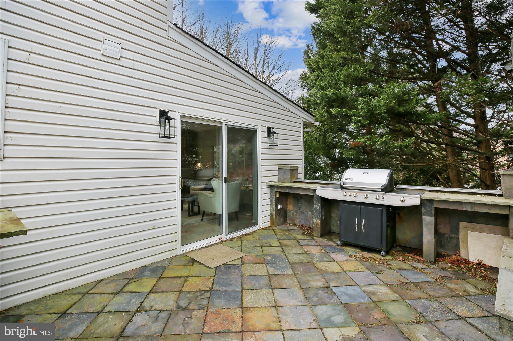 505 Ridgewell Way Silver Spring, MD 20902 - Photo 19 of 51 Balcony