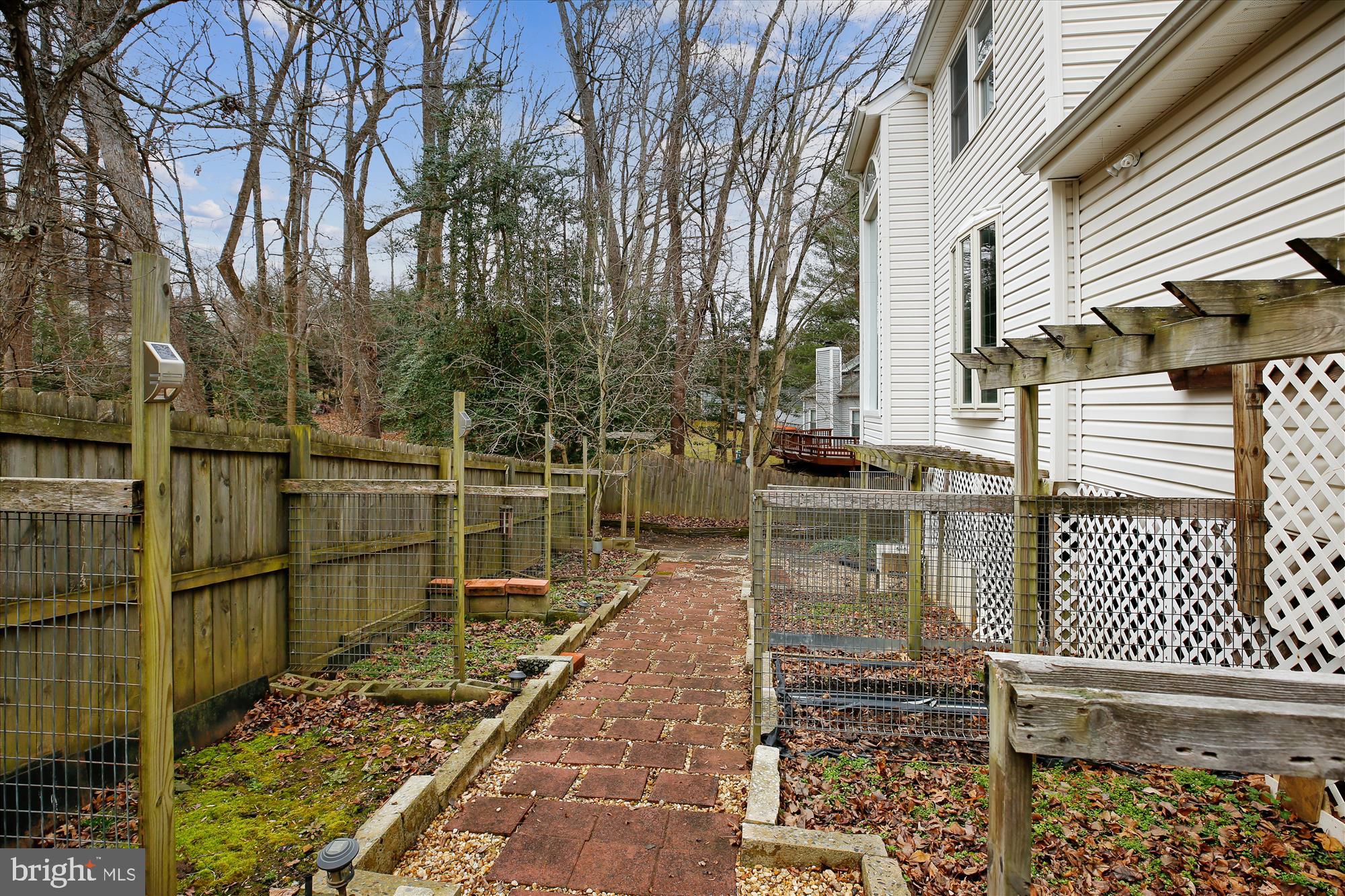 505 Ridgewell Way Silver Spring, MD 20902 - Photo 49 of 51 Side Yard