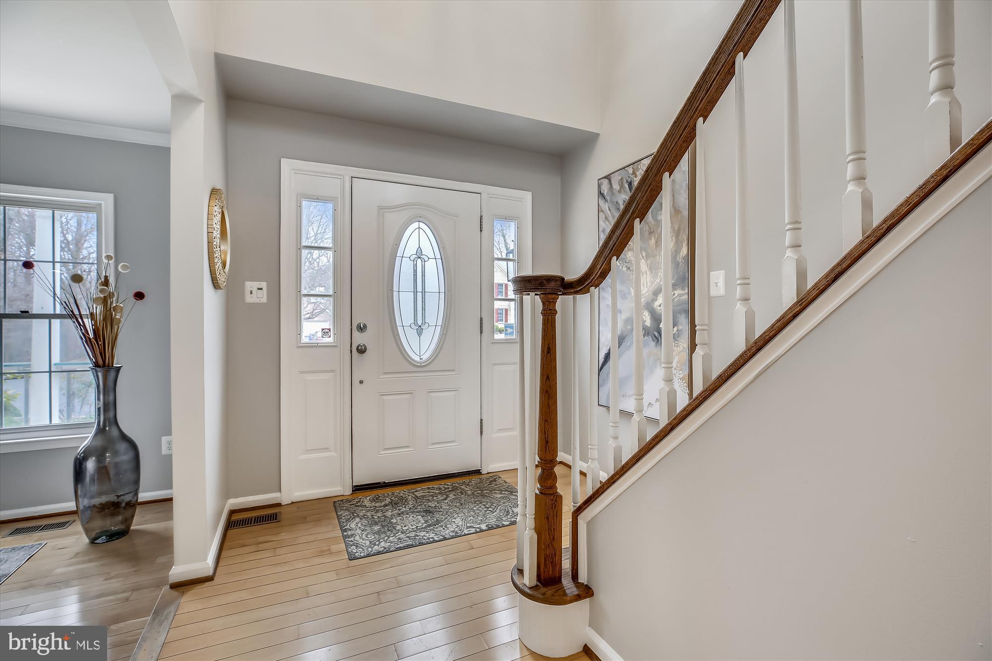 505 Ridgewell Way Silver Spring, MD 20902 - Photo 5 of 51 Entry