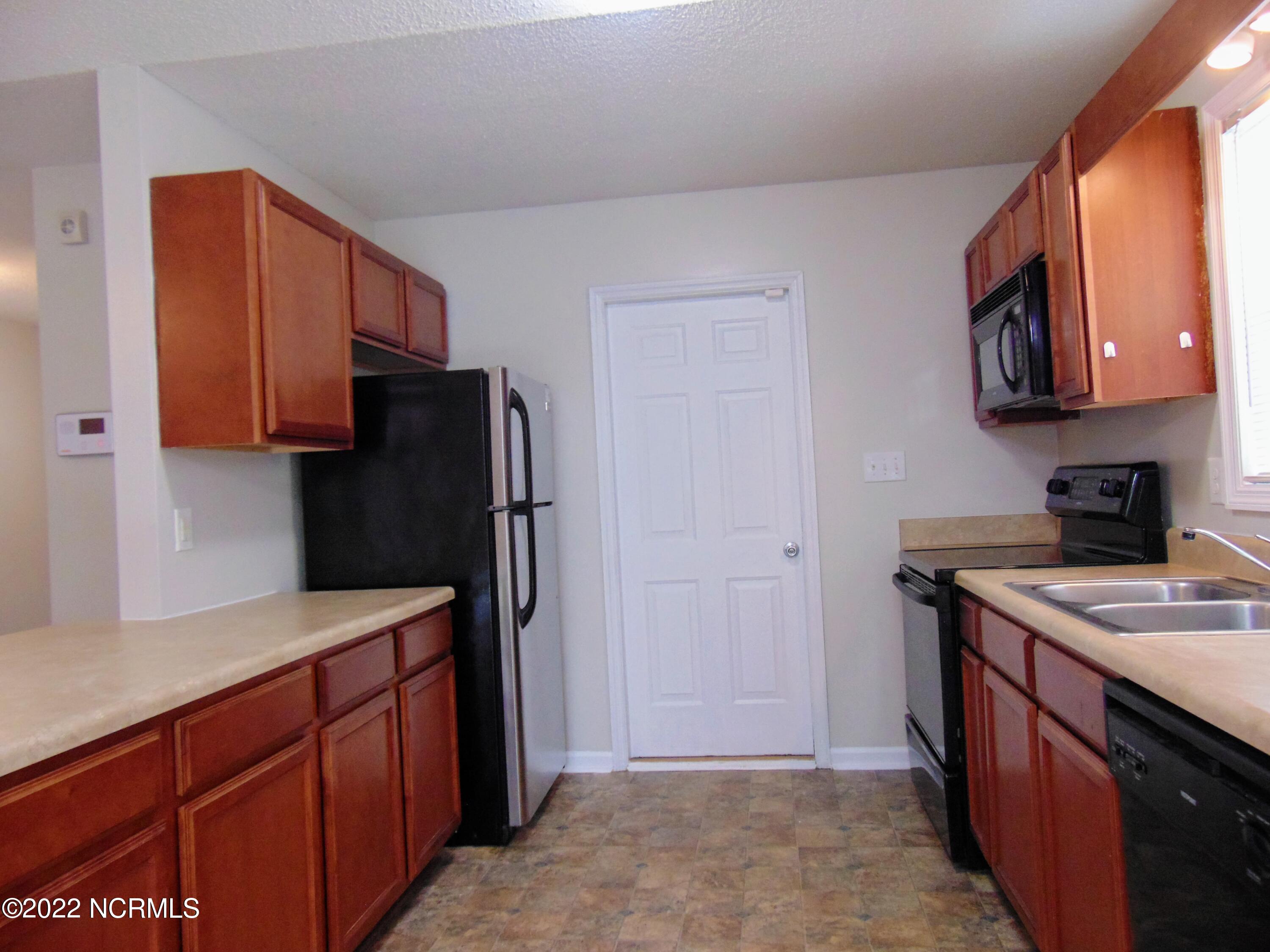 104 Jenna Rea Road Hubert, NC 28539 - Photo 8 of 23 DSC00721
