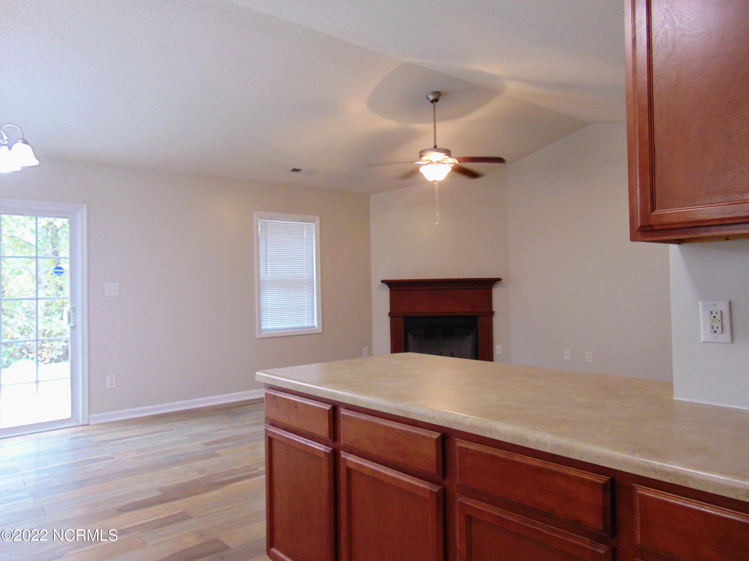 104 Jenna Rea Road Hubert, NC 28539 - Photo 9 of 23 DSC00722