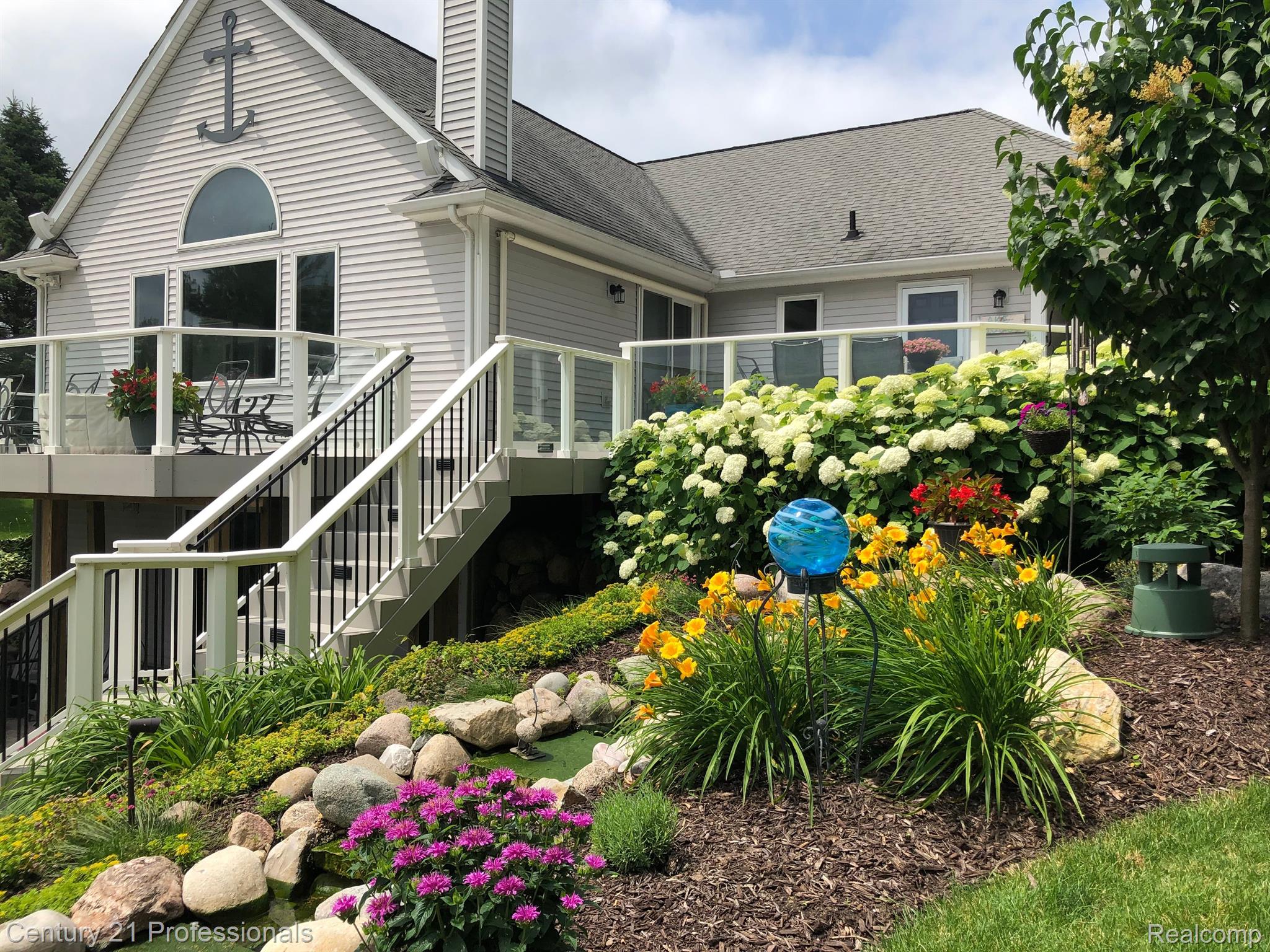 8856 Bridge Lake Road Clarkston, MI 48348 - Photo 79 of 91 Beautiful landscaping