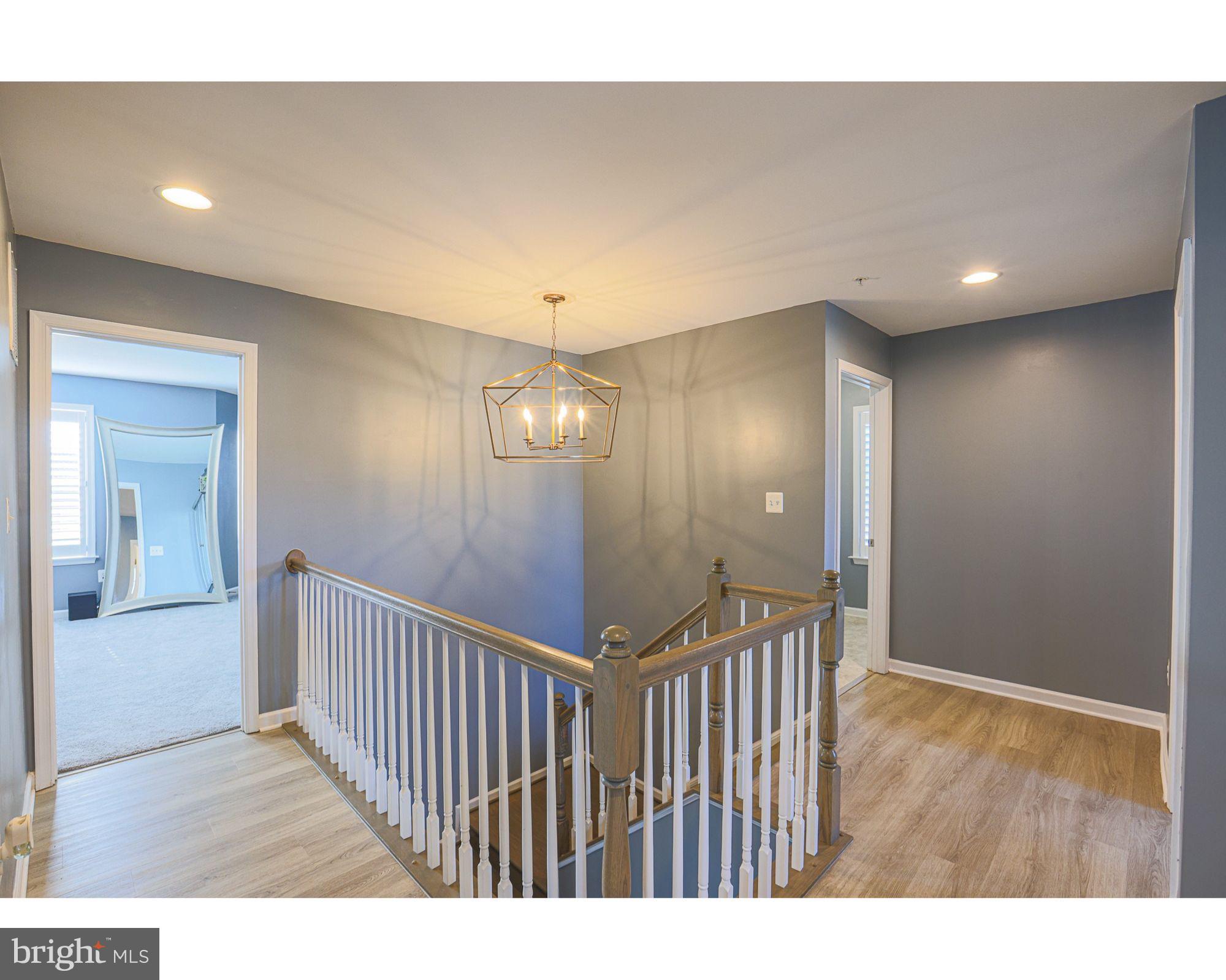 809 Jefferson Pike Brunswick, MD 21716 - Photo 29 of 64 a view of a hallway