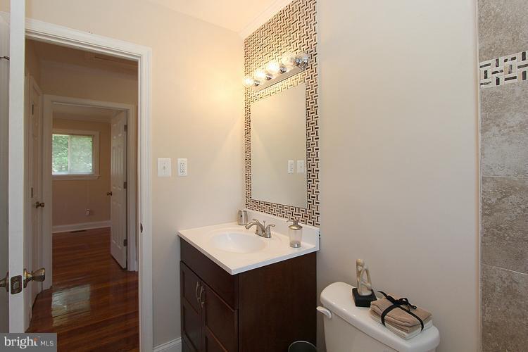 3408 Edwards Street Lanham, MD 20706 - Photo 25 of 30 Bath
