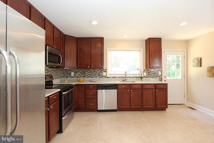 3408 Edwards Street Lanham, MD 20706 - Photo 7 of 30 Kitchen