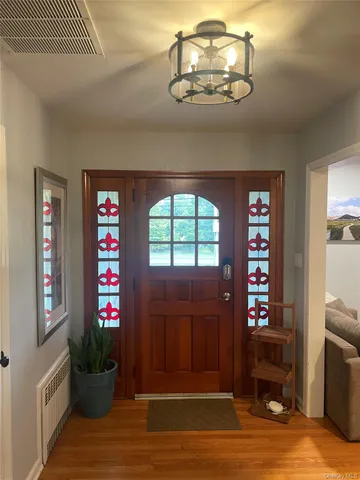 a view of a livingroom with furniture