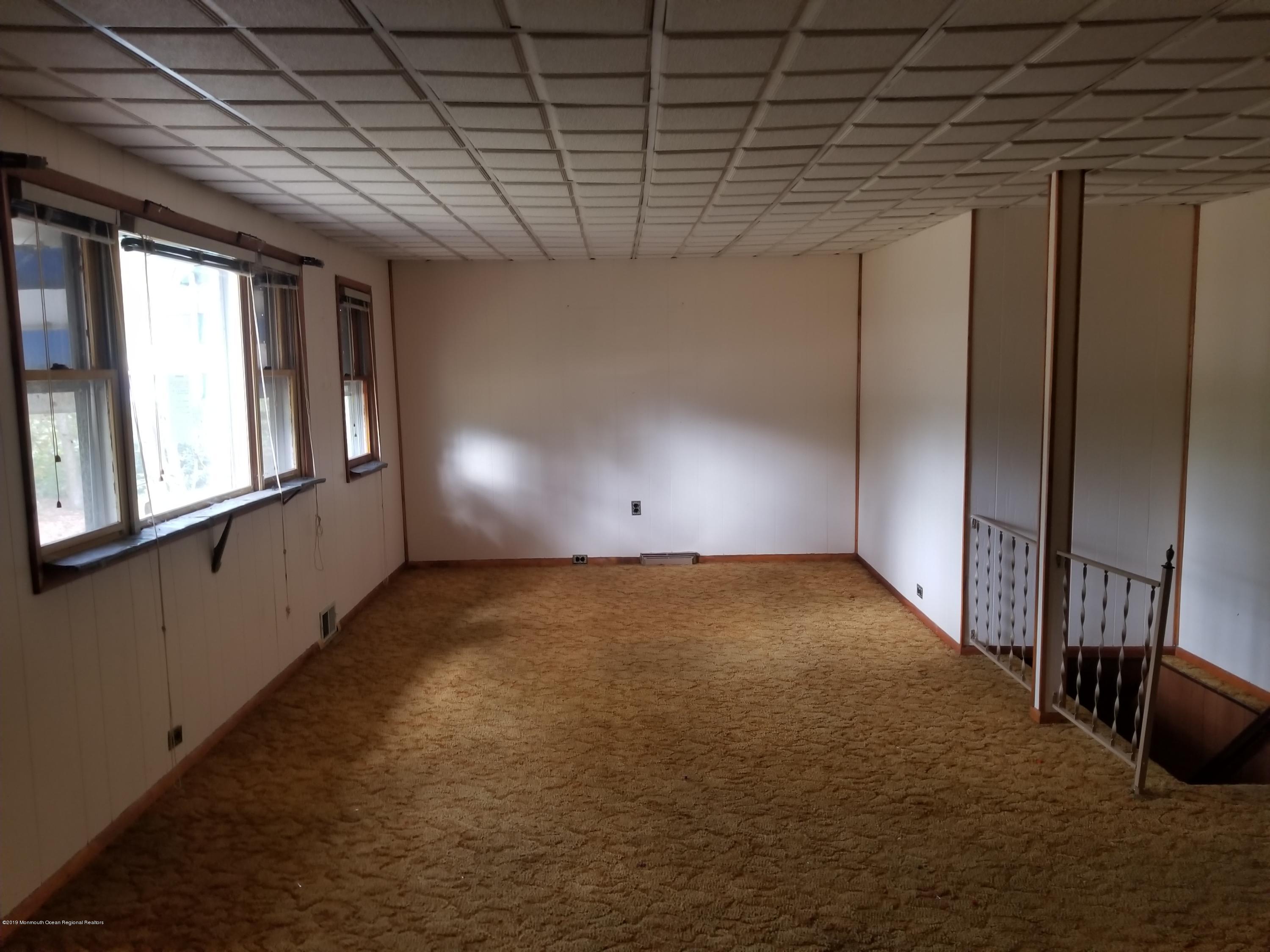 418 County Road 539 Cream Ridge, NJ 08514 - Photo 4 of 29 20191010_113916