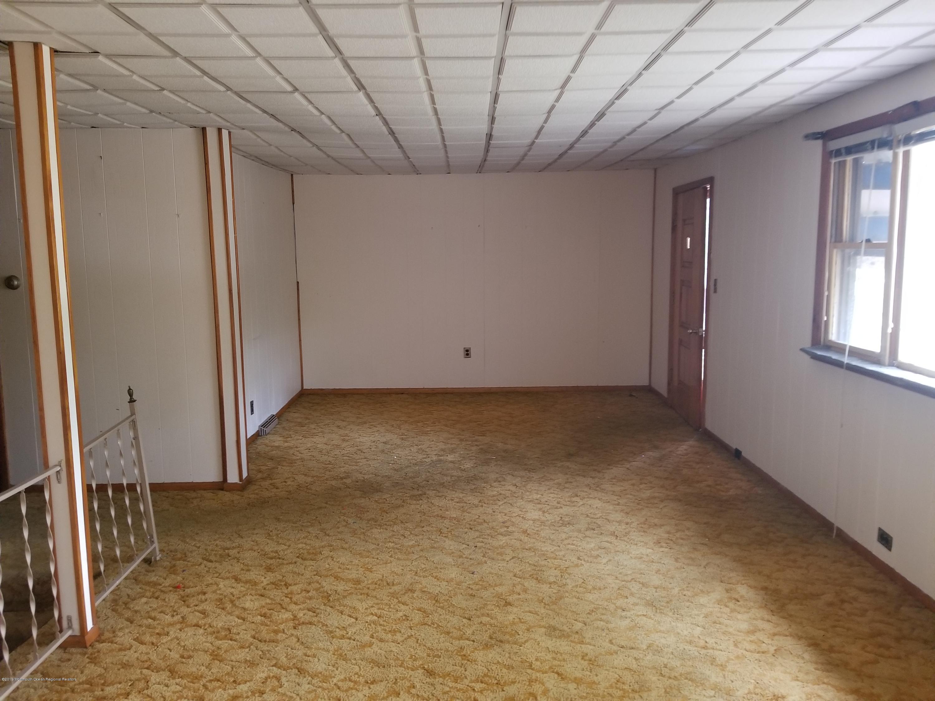 418 County Road 539 Cream Ridge, NJ 08514 - Photo 5 of 29 20191010_113924