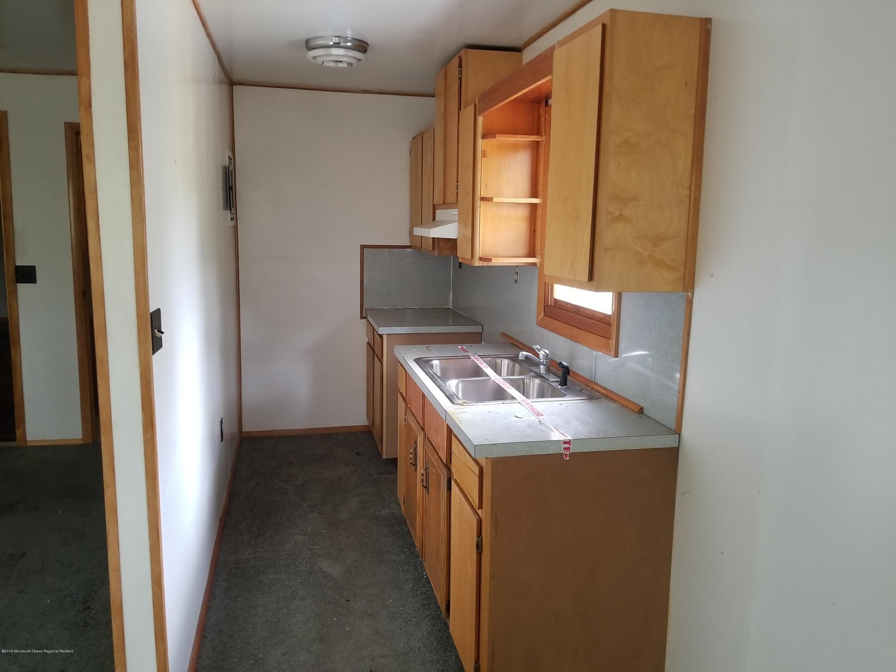 418 County Road 539 Cream Ridge, NJ 08514 - Photo 8 of 29 20191010_114237