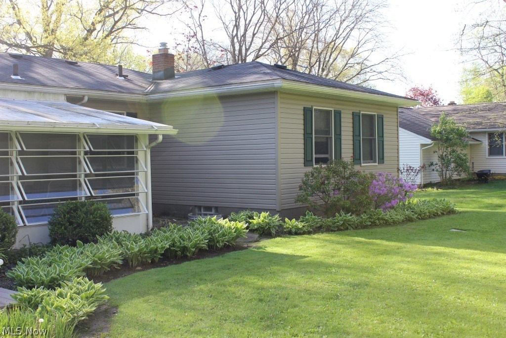 5786 Dailey Road New Franklin, OH 44319 - Photo 8 of 33