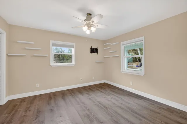 $399,000 | 607 Southeast Cortez Avenue, Stuart, FL 34994