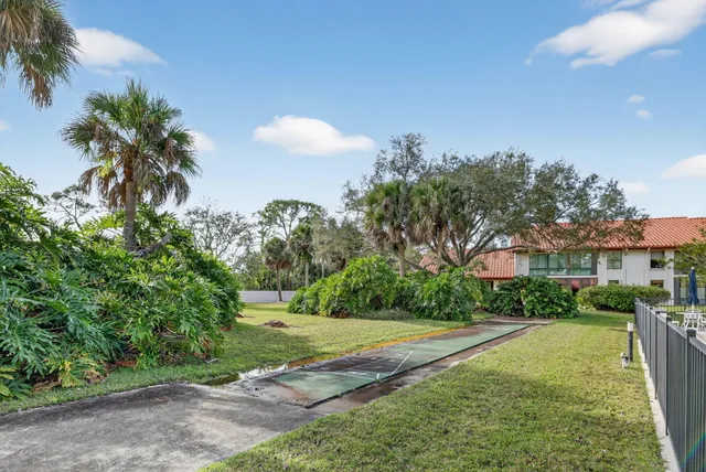 $399,000 | 607 Southeast Cortez Avenue, Stuart, FL 34994