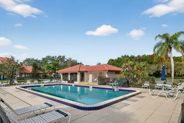 $399,000 | 607 Southeast Cortez Avenue, Stuart, FL 34994