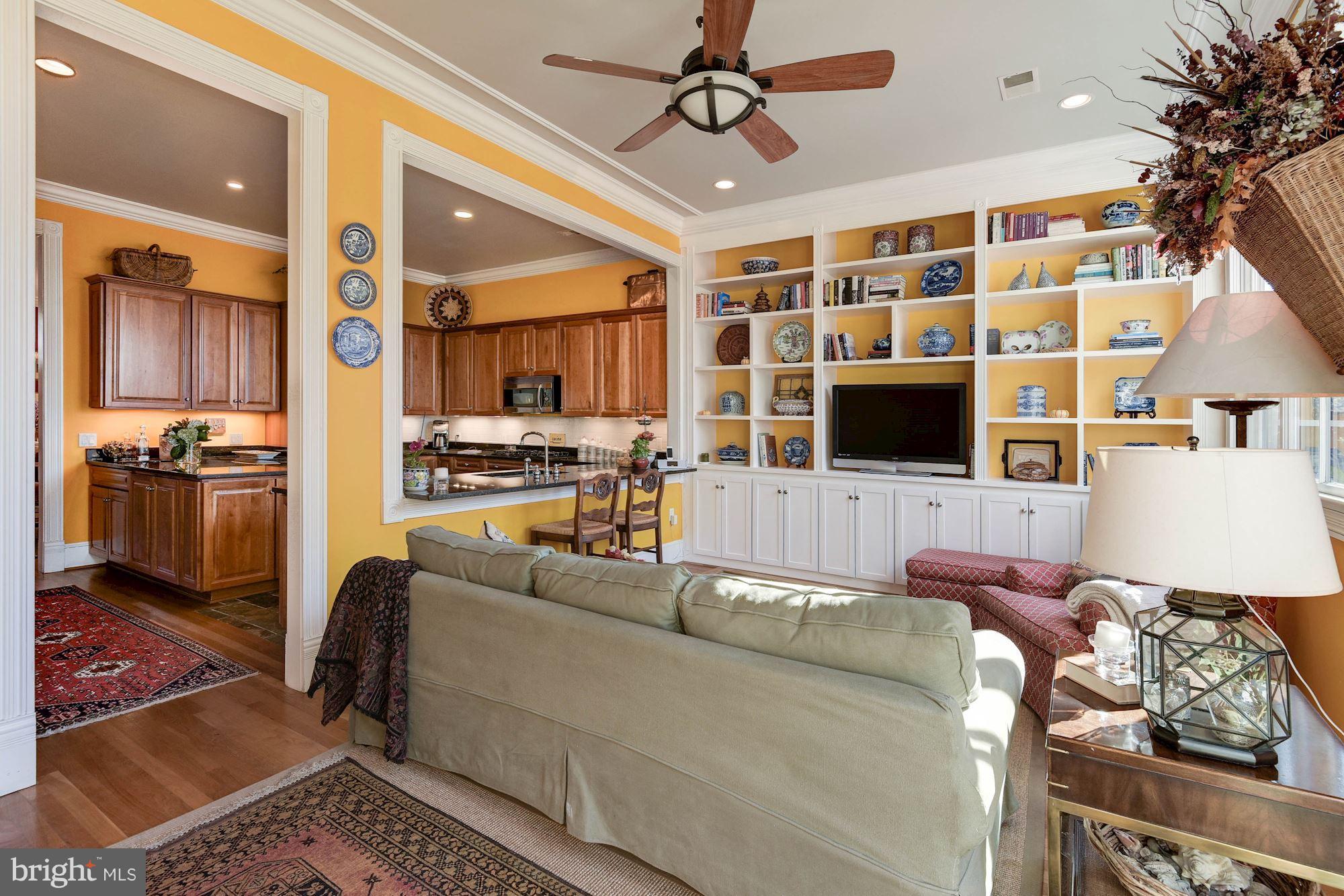 407 G Street Southeast Washington, DC 20003 - Photo 13 of 30 Family Room