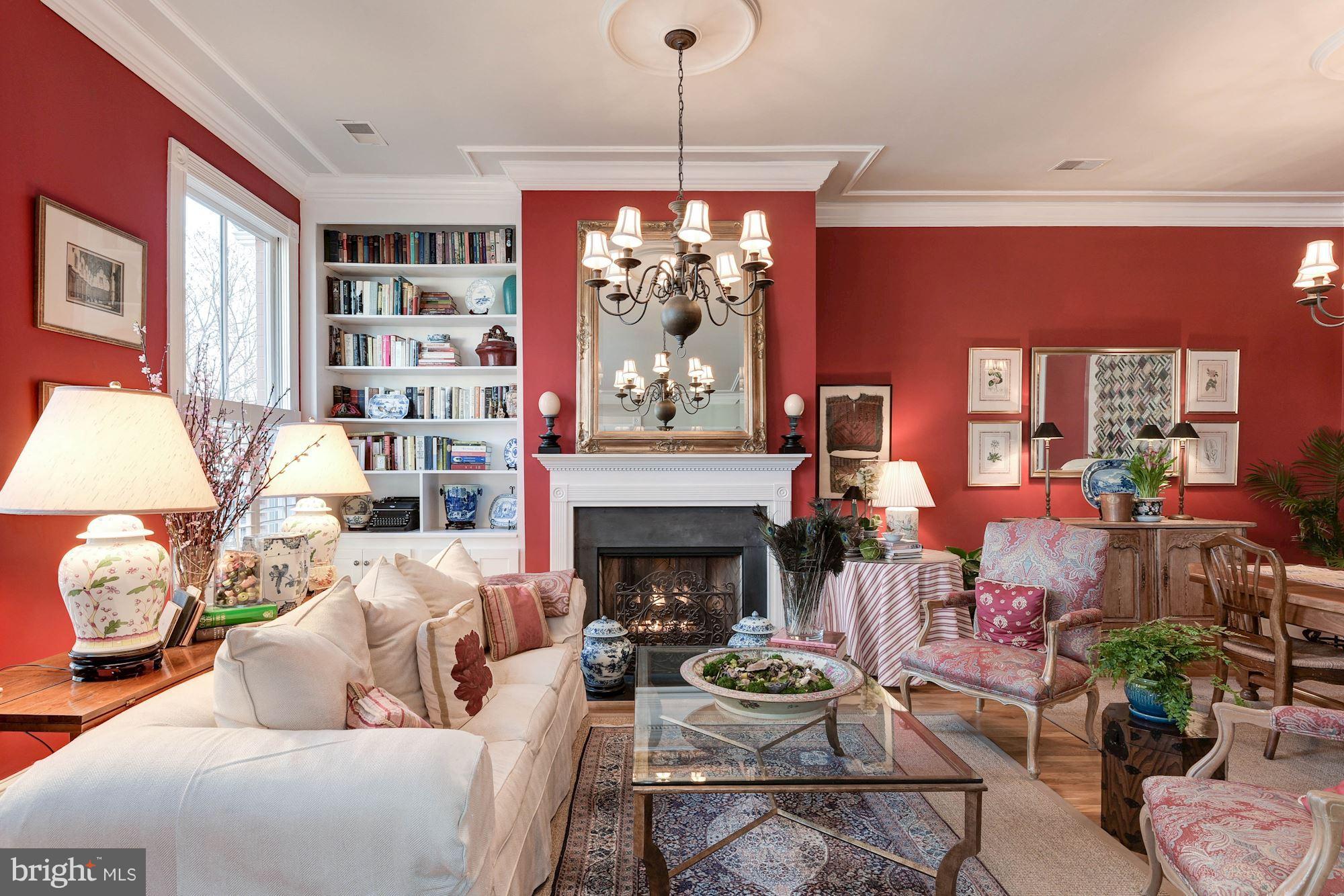 407 G Street Southeast Washington, DC 20003 - Photo 3 of 30 Living Room