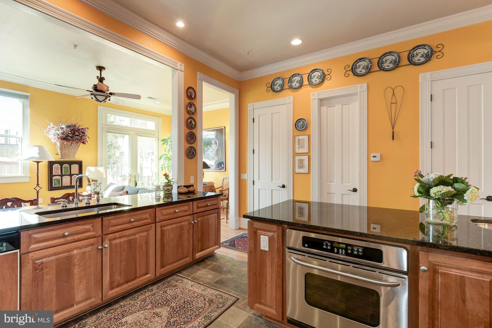 407 G Street Southeast Washington, DC 20003 - Photo 10 of 30 Kitchen