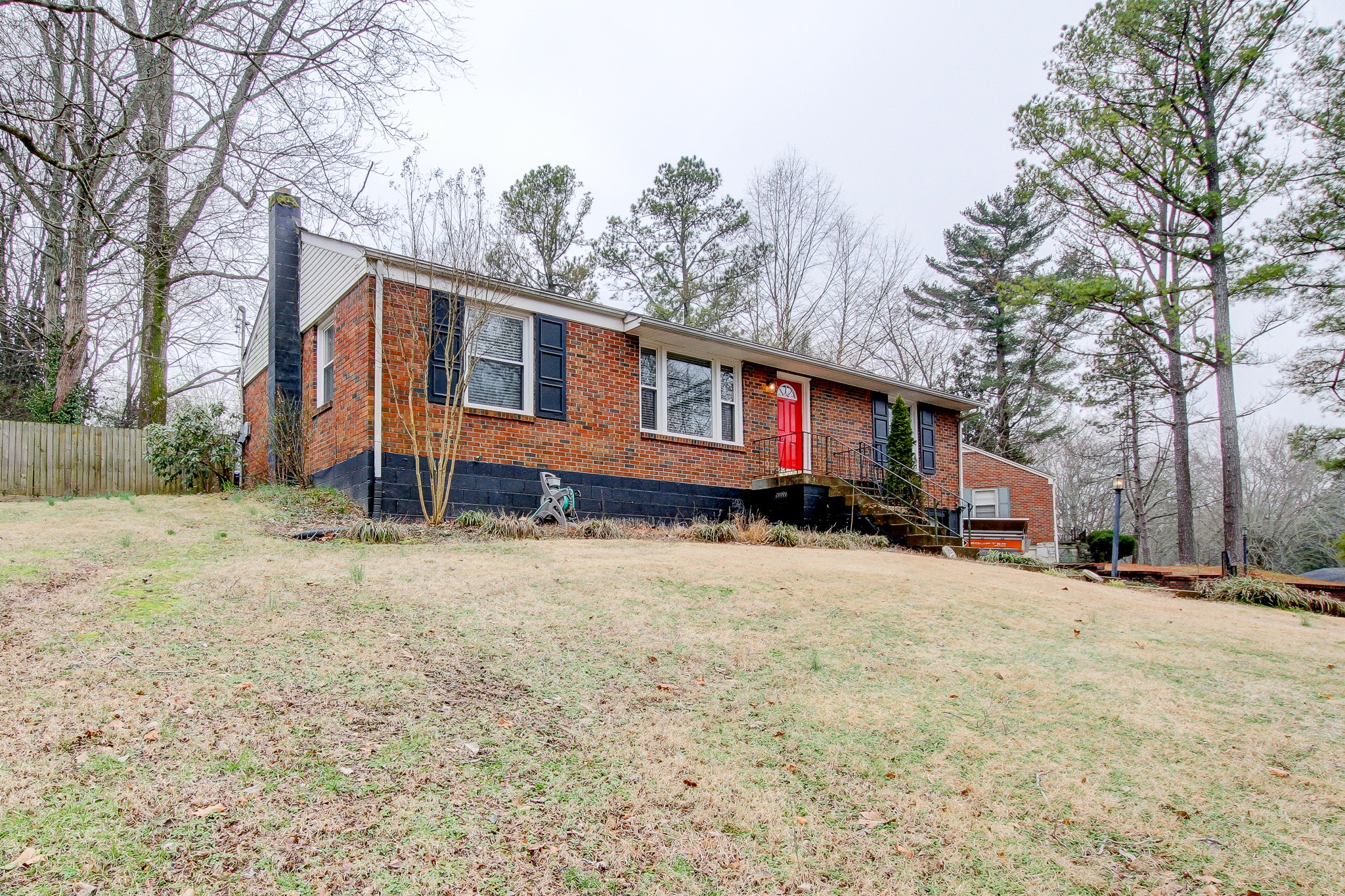 1681 Valley Road Clarksville, TN 37043 - Photo 6 of 33 Gallery Image 6