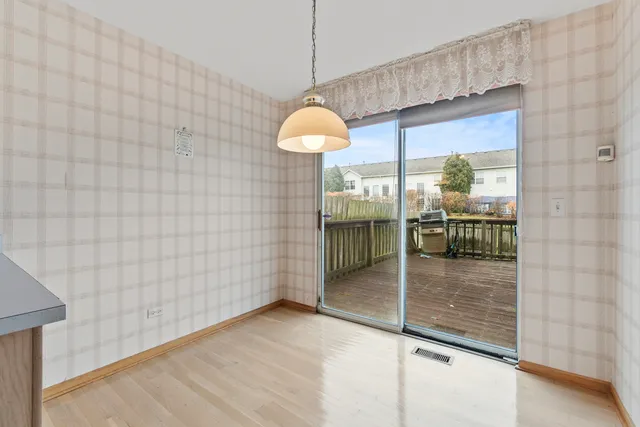 $360,000 | 1150 Coventry Lane, Bolingbrook, IL 60440