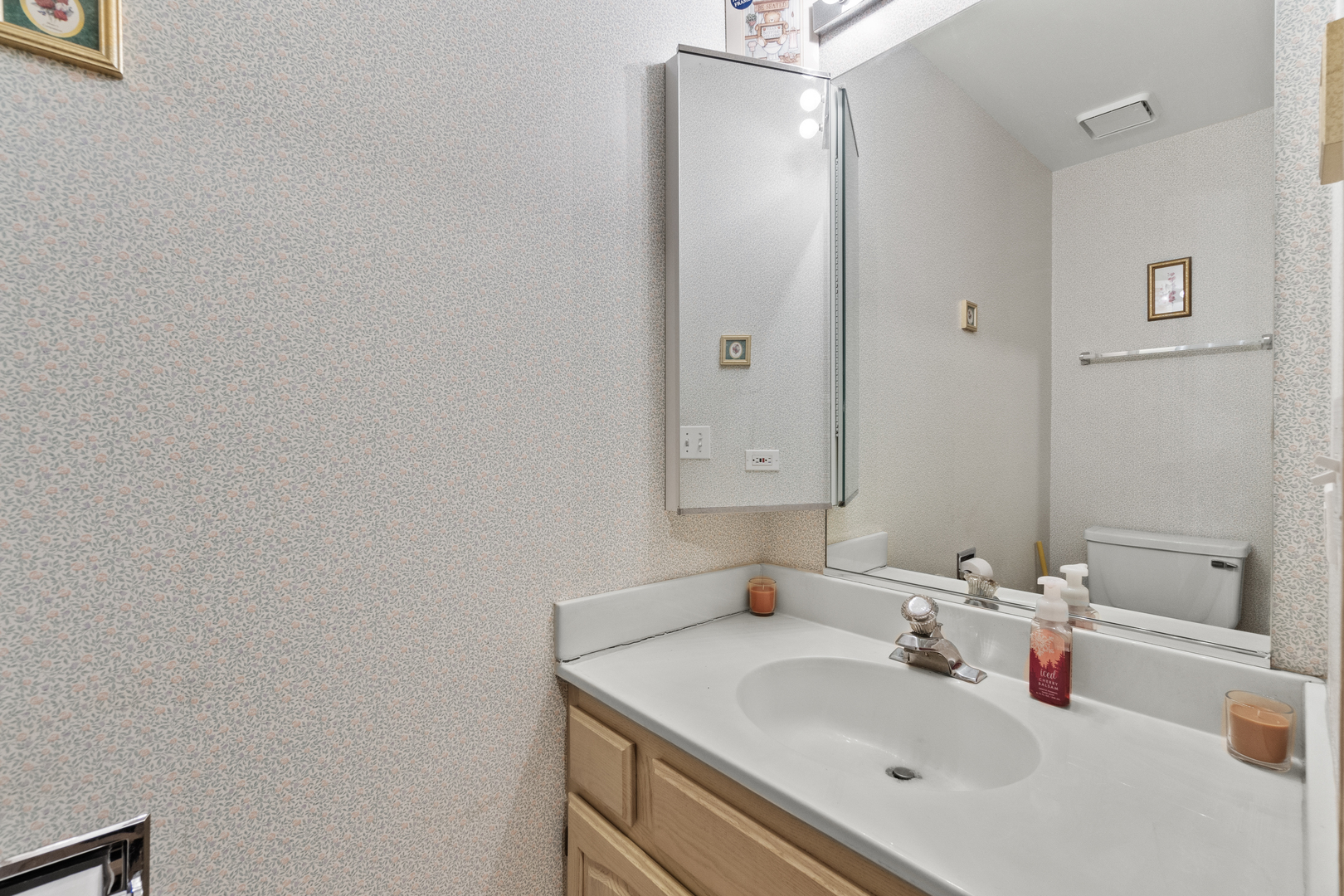 1150 Coventry Lane Bolingbrook, IL 60440 - Photo 14 of 32