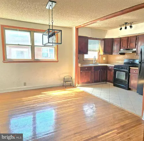 $1,800 | 1142 Elbridge Street, Philadelphia, PA 19111