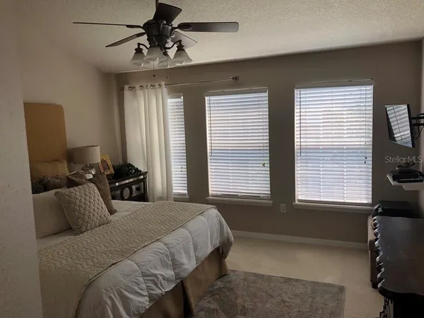 $3,500 | 5185 6th Way North, St. Petersburg, FL 33703