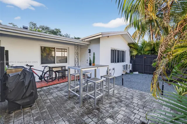 $849,000 | 1004 West Las Olas Boulevard, Fort Lauderdale, FL 33312