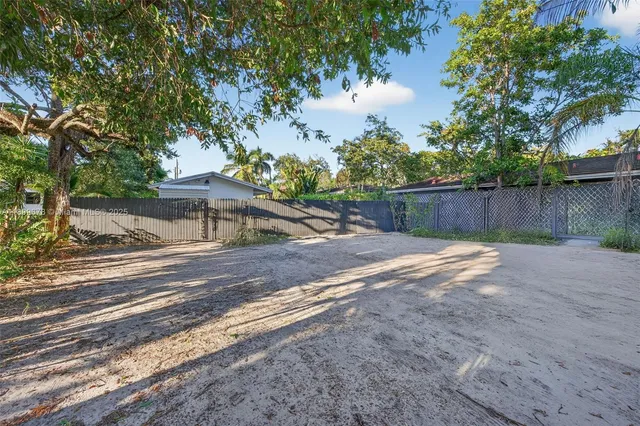 $849,000 | 1004 West Las Olas Boulevard, Fort Lauderdale, FL 33312