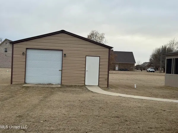 $289,000 | 2843 Dulaney Road, Tunica, MS 38676