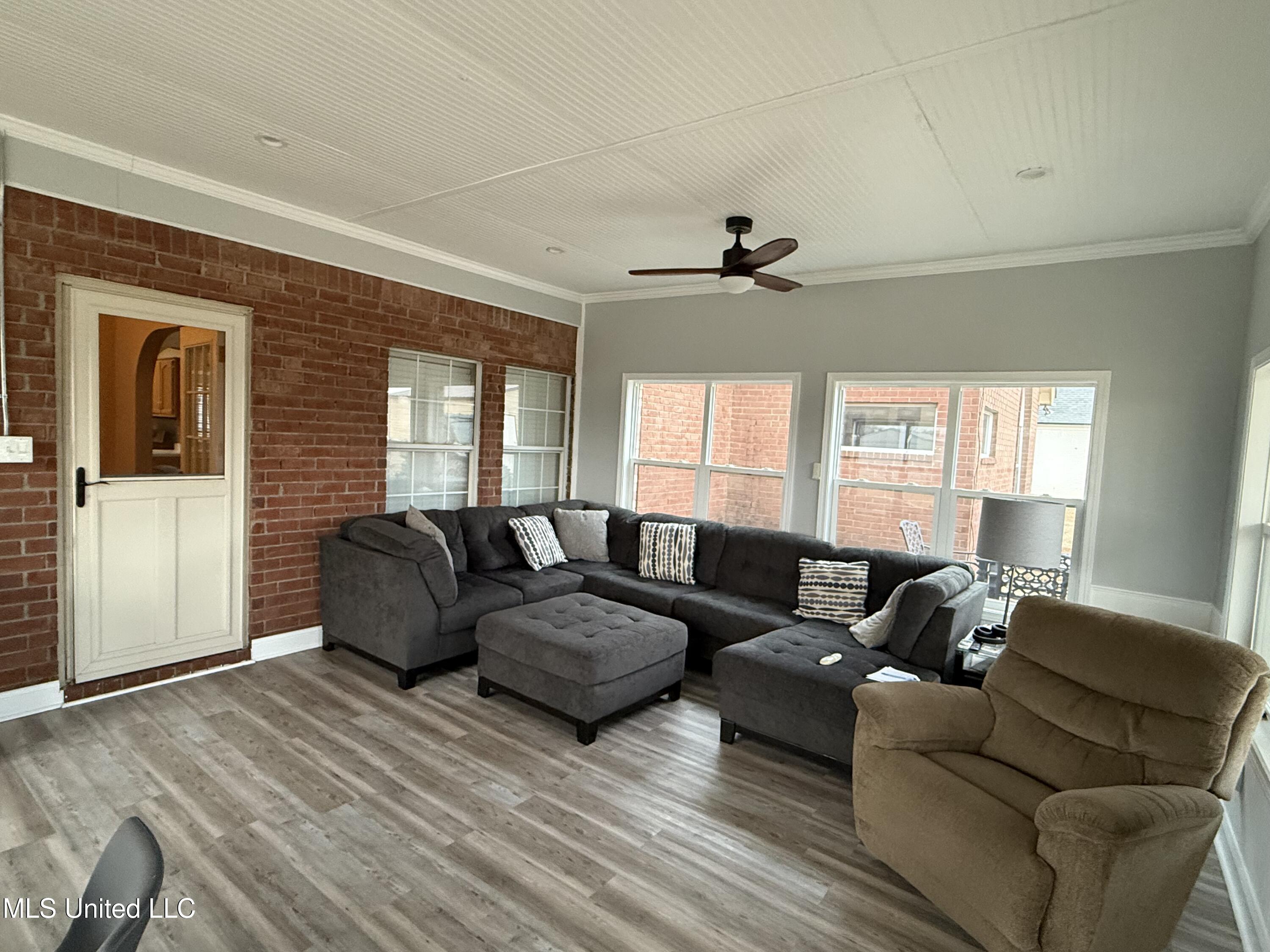 2843 Dulaney Road Tunica, MS 38676 - Photo 10 of 14 Sunroom