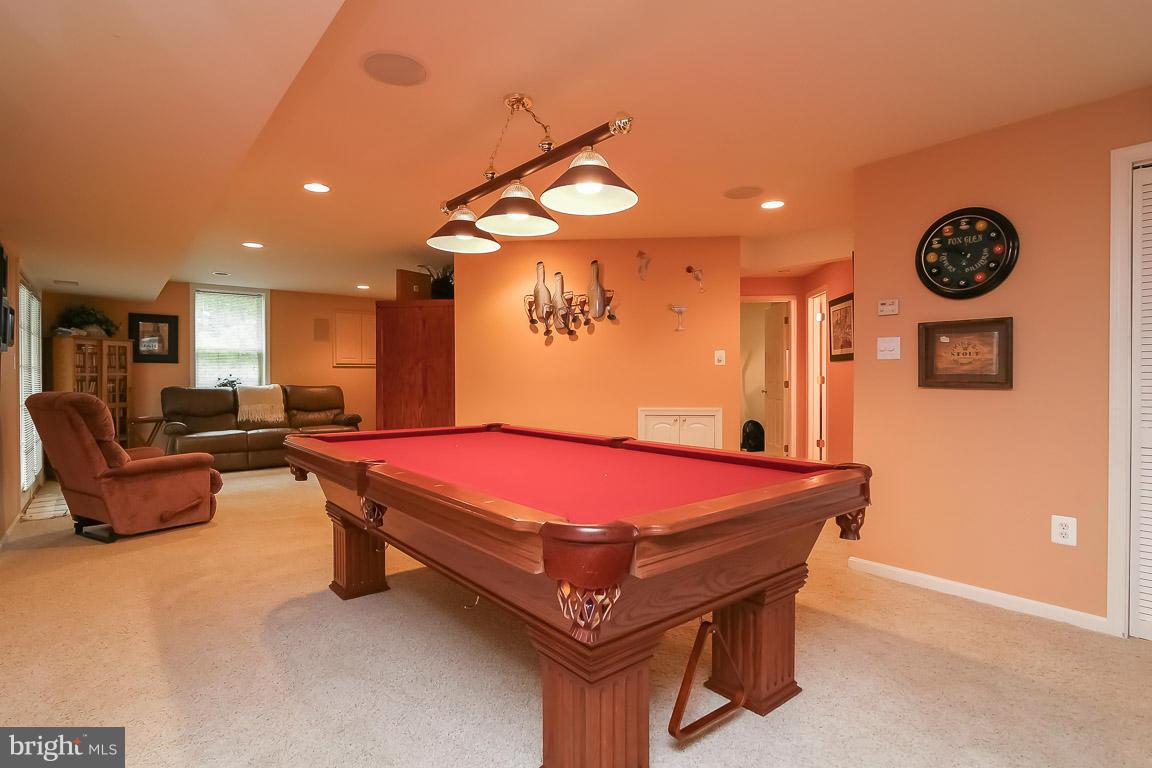 12000 Coloriver Road Manassas, VA 20112 - Photo 22 of 30 a room with furniture and a wall painting
