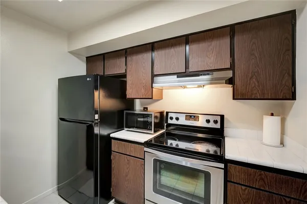 $206,000 | 3504 Rainbow Lane, Highland, CA 92346
