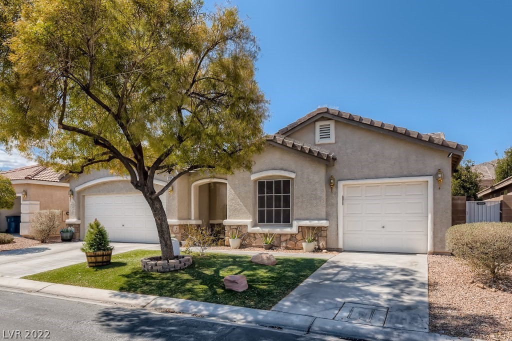 3705 Spring Shadow Road Las Vegas, NV 89129 - Photo 2 of 30 Gallery Image 2