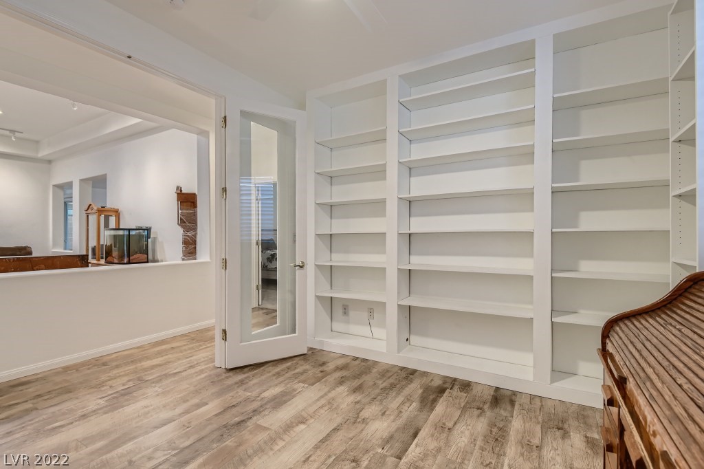 3705 Spring Shadow Road Las Vegas, NV 89129 - Photo 9 of 30 Gallery Image 9