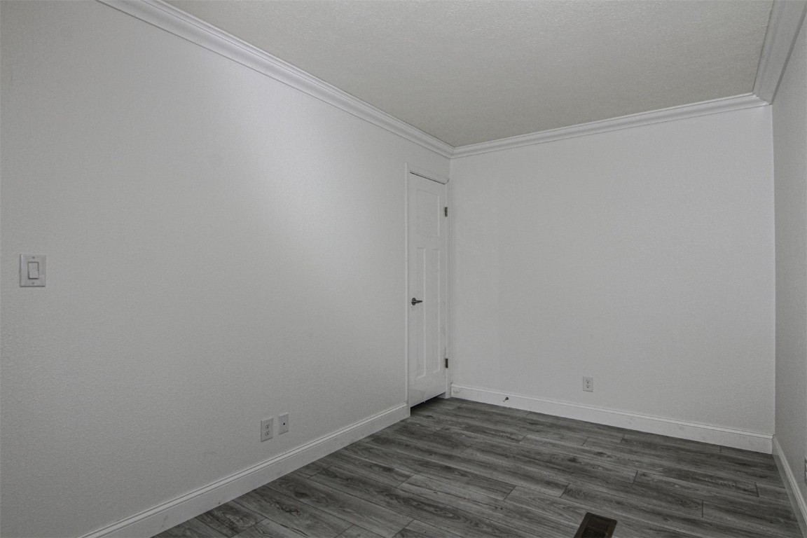 847 Airport Road, Unit 12 Breckenridge, CO 80424 - Photo 15 of 32 a view of an empty room with wooden floor
