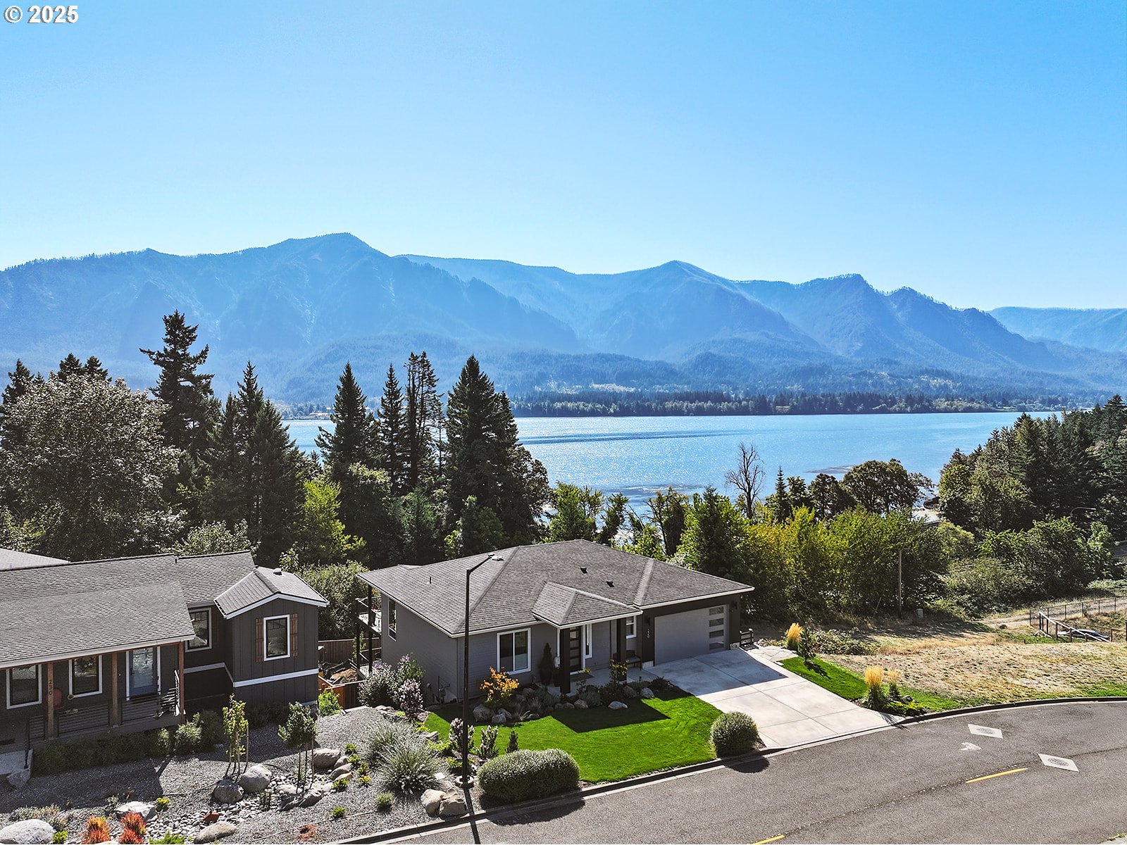 220 Lower Basso Circle Stevenson, WA 98648 - Photo 4 of 42