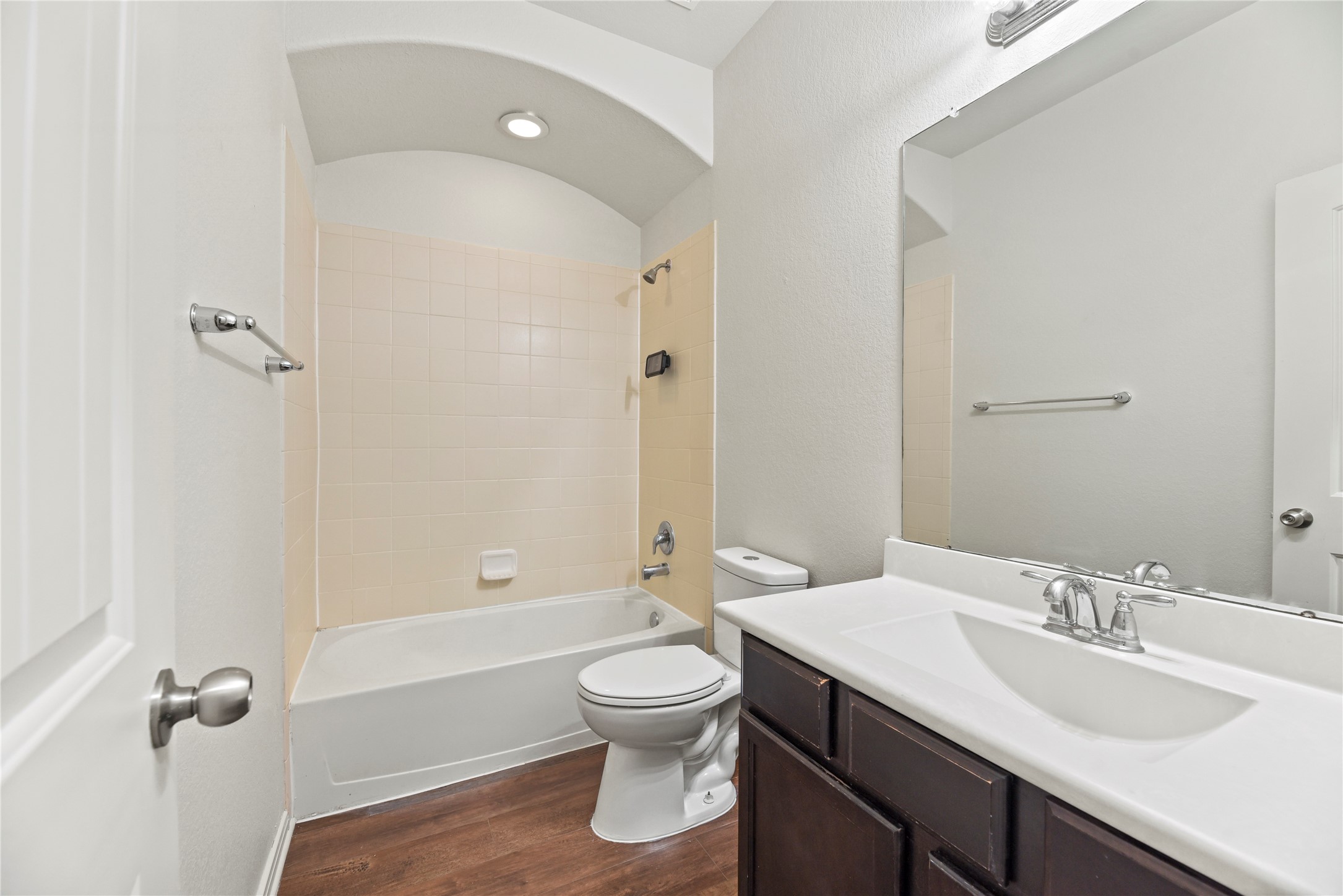 22514 Forbes Field Trail Spring, TX 77389 - Photo 25 of 37 a bathroom with a toilet a sink and a bathtub