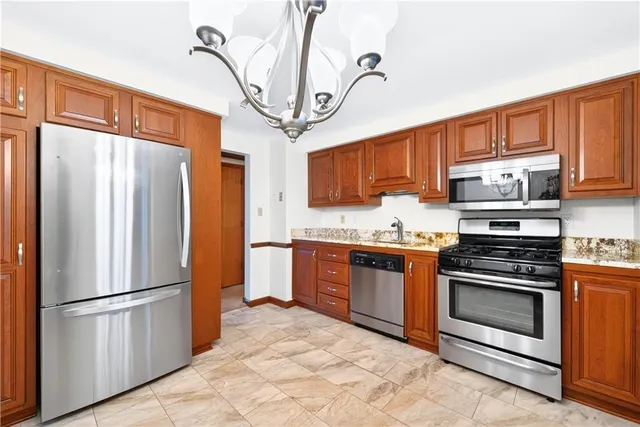 $359,900 | 608 Carrara Drive, Allison Park, PA 15101