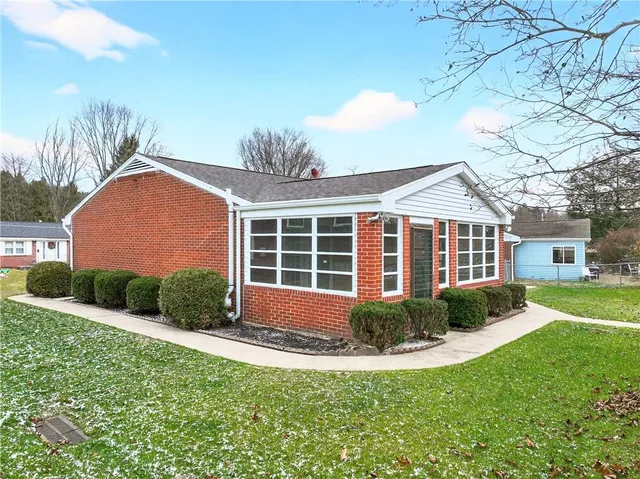 $359,900 | 608 Carrara Drive, Allison Park, PA 15101