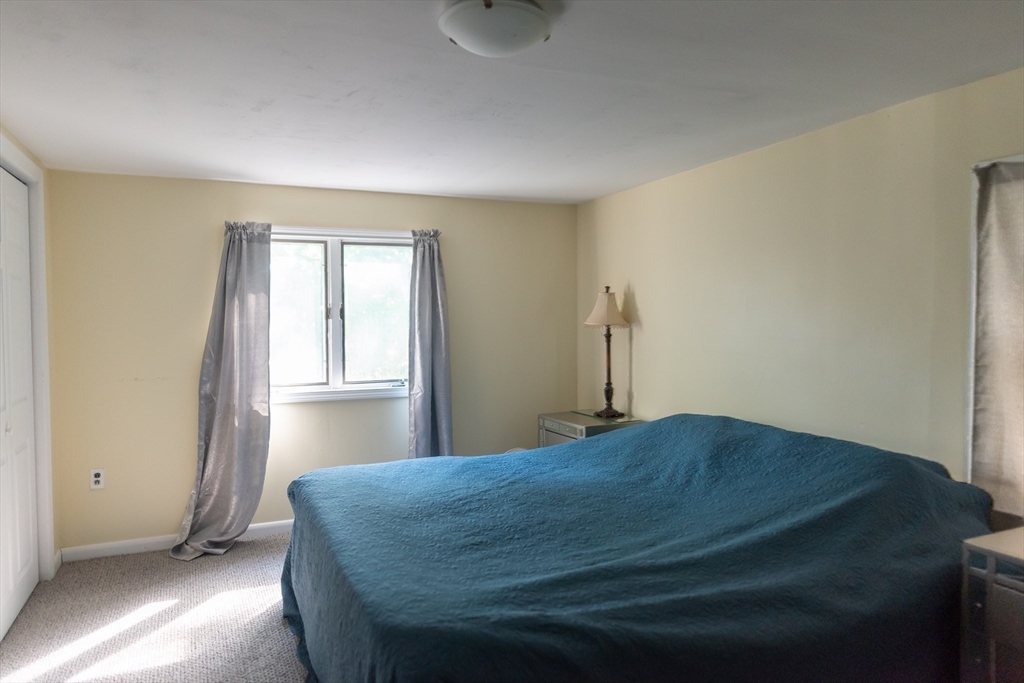 26 Sunset Road Dracut, MA 01826 - Photo 21 of 37
