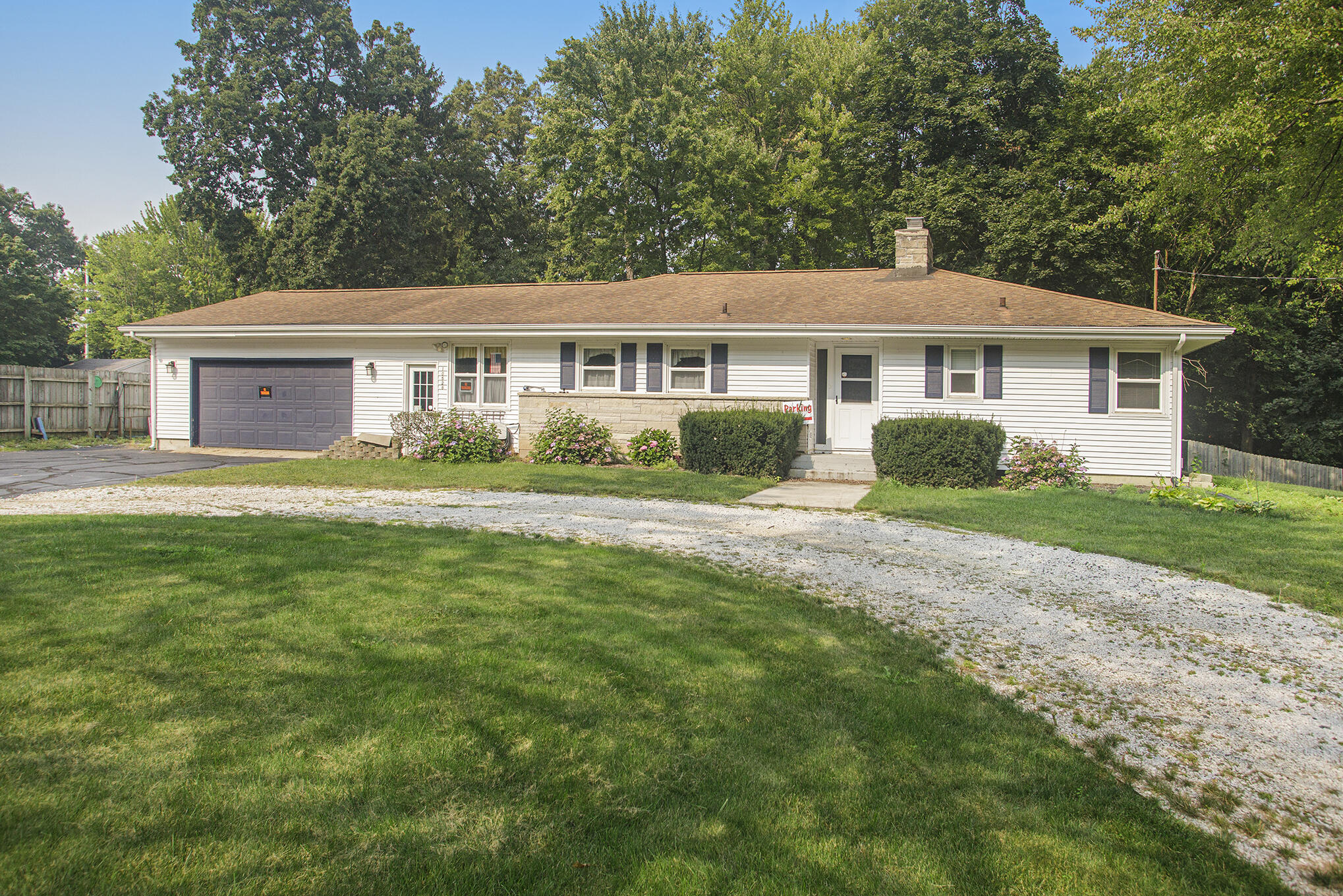 10528 Portage Road Portage, MI 49002 - Photo 2 of 21 EOSR0099