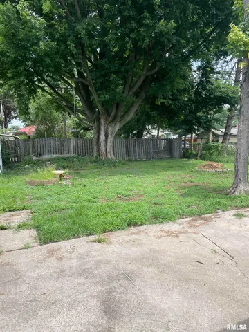 $50,000 | 1005 East Elm Street, West Frankfort, IL 62896