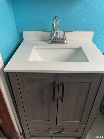 $50,000 | 1005 East Elm Street, West Frankfort, IL 62896