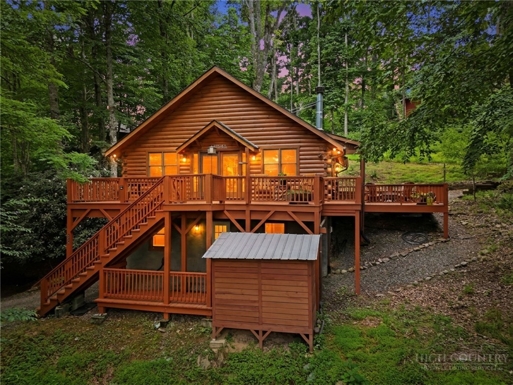 176 Raven View Boone, NC 28607 - Photo 2 of 39